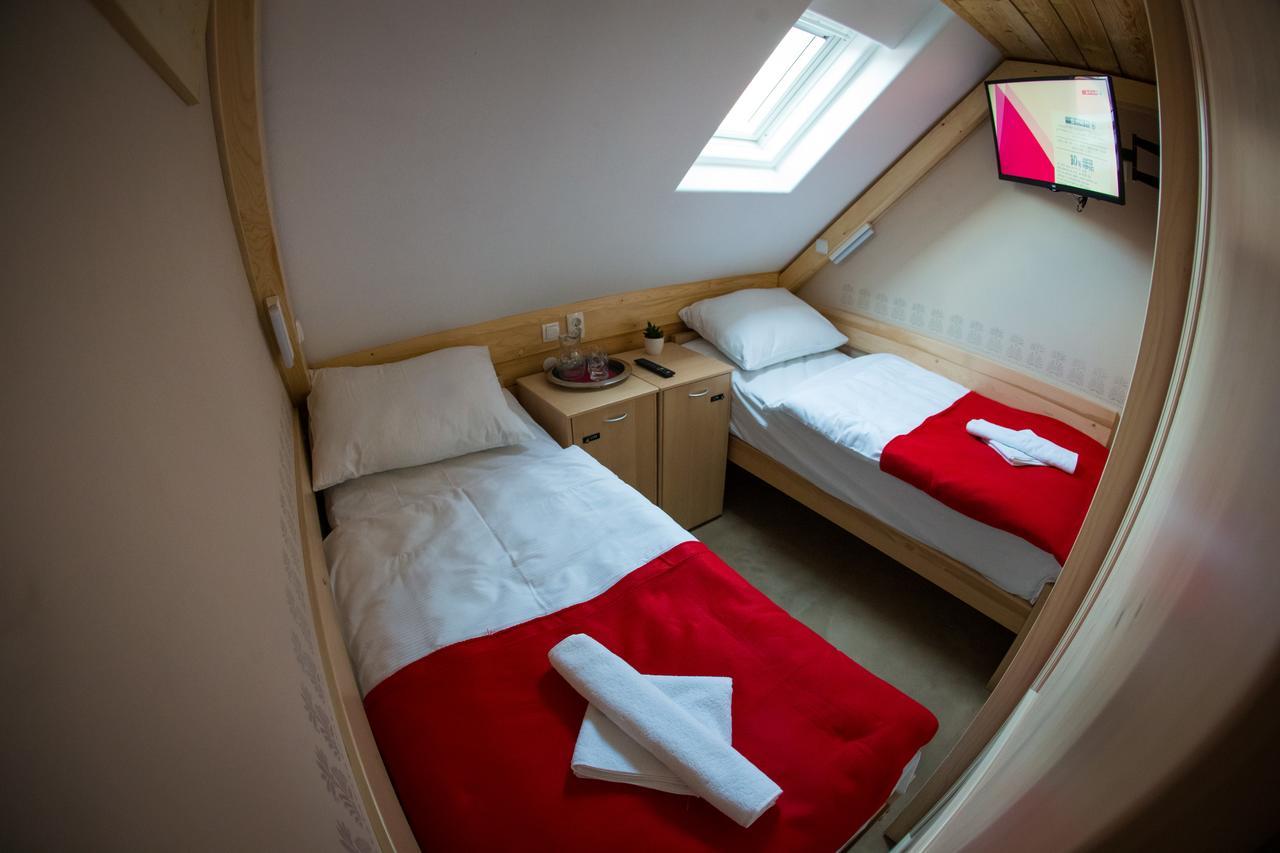 Gluten Free Bed & Breakfast Dezela Okusov リュブリャナ エクステリア 写真
