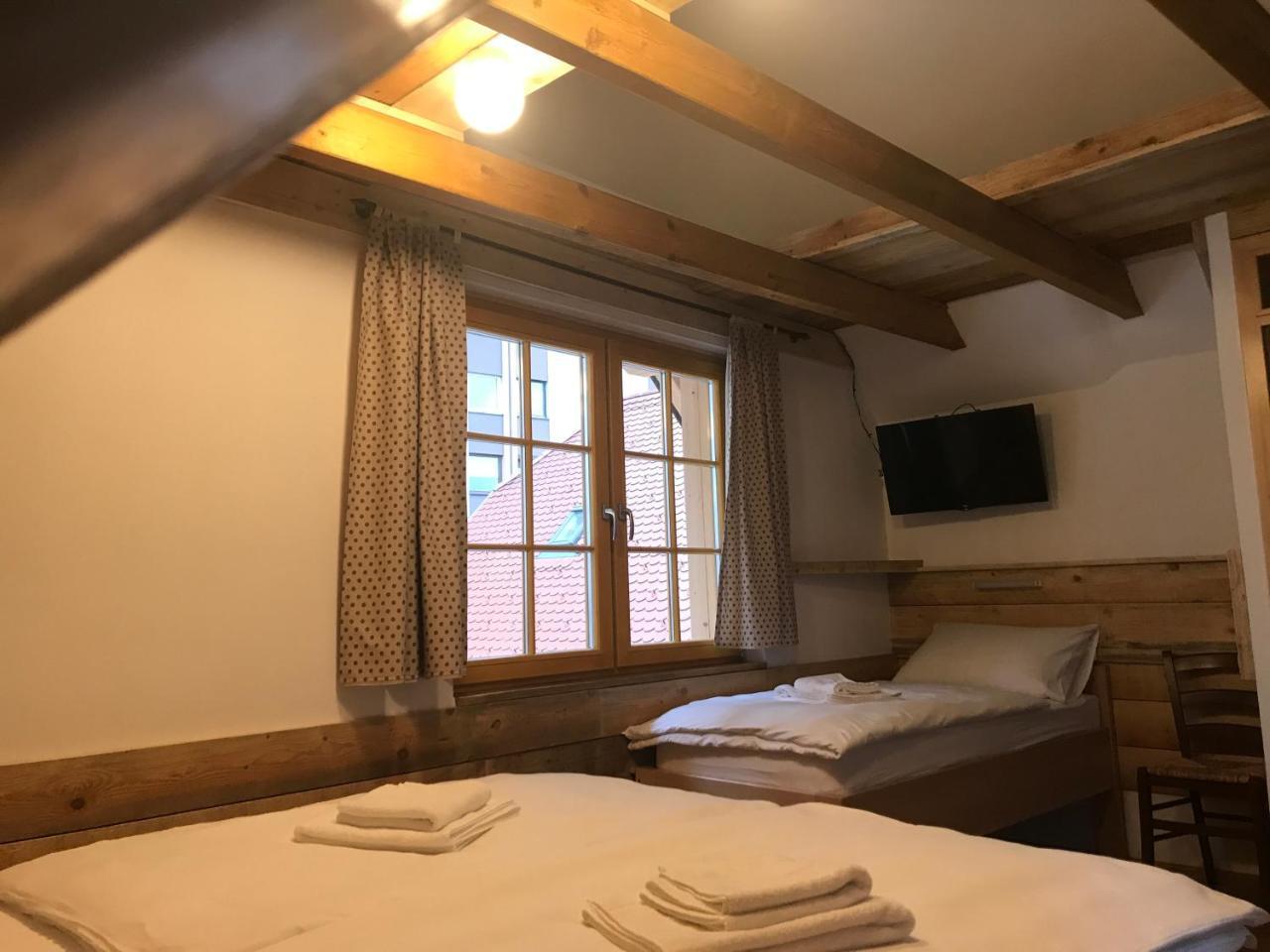 Gluten Free Bed & Breakfast Dezela Okusov リュブリャナ エクステリア 写真